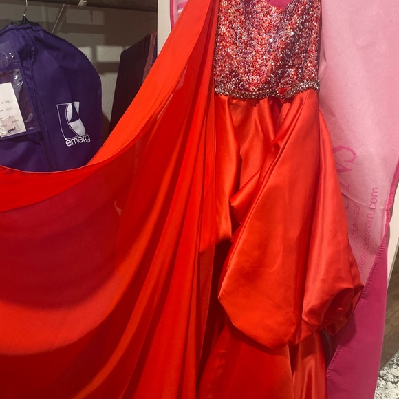 Ava Presley Fun Fashion - Picture 4 of 6